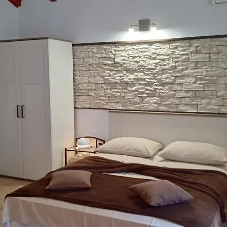 Janjac * Vodice