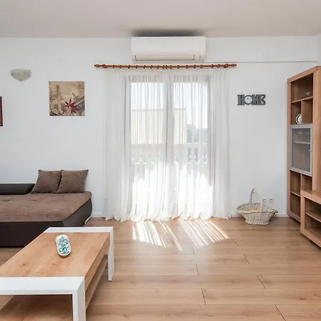 Janjac Apartment