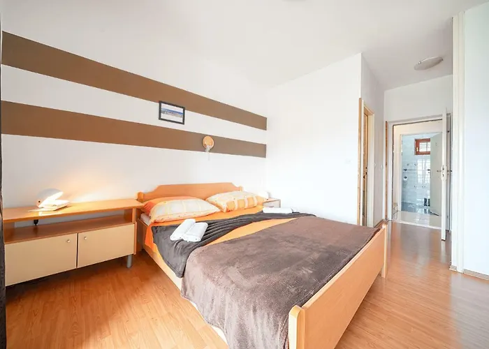 Janjac アパート ヴォディツェ